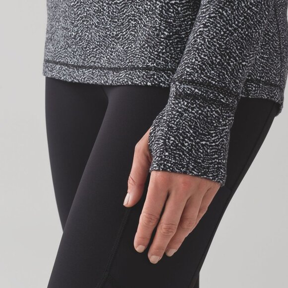 Lululemon Outrun 1/2 Zip in Jaquard - Picture 3 of 7